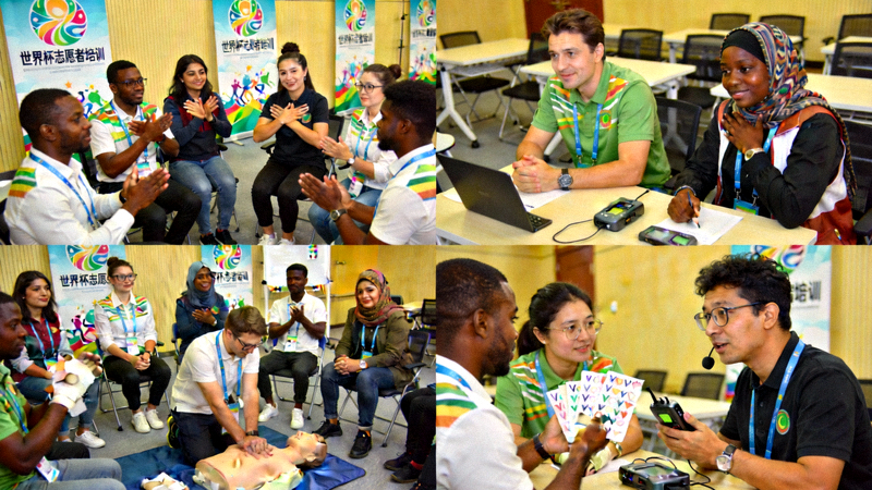 来自世界各地的世界杯志愿者在接受礼仪、急救和语言服务培训