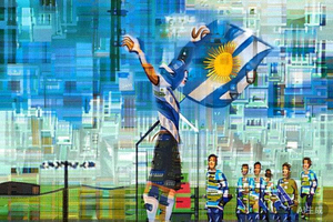 阿根廷国家队球员在训练中庆祝进球的精彩瞬间