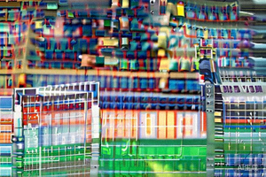 法国国家队核心姆巴佩在俱乐部比赛中庆祝进球的精彩瞬间